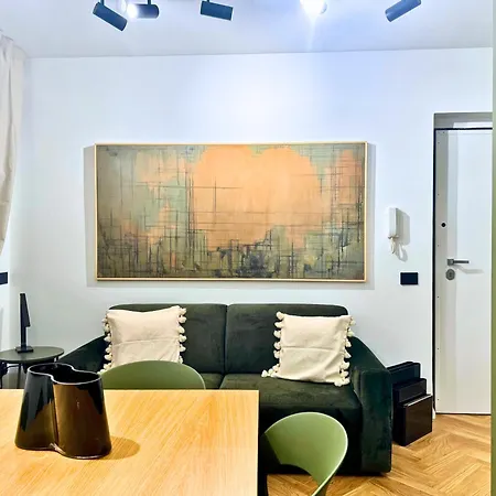 Apartment Plaza *